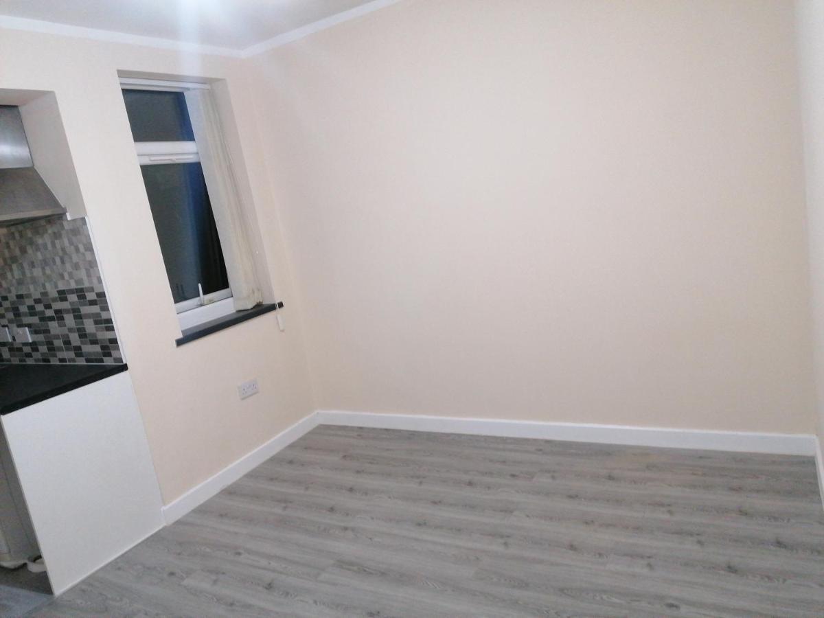 Self-Contained Studio Flat Bathrooms Kitchens Upgrade Locations To City Centre 15 Minutes Walking Distance Nottingham Universities Queen Hospitals City Hospitals Eksteriør billede