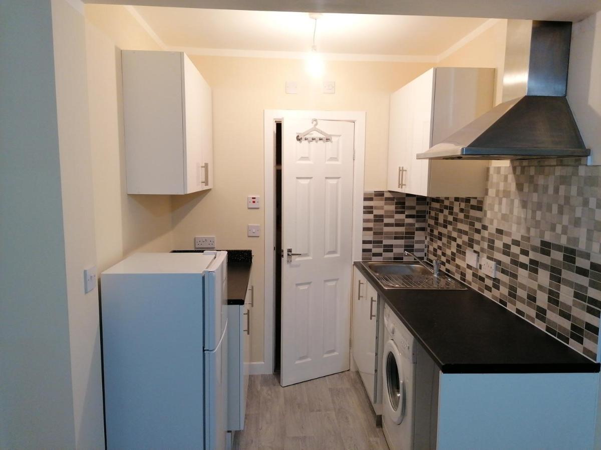 Self-Contained Studio Flat Bathrooms Kitchens Upgrade Locations To City Centre 15 Minutes Walking Distance Nottingham Universities Queen Hospitals City Hospitals Eksteriør billede