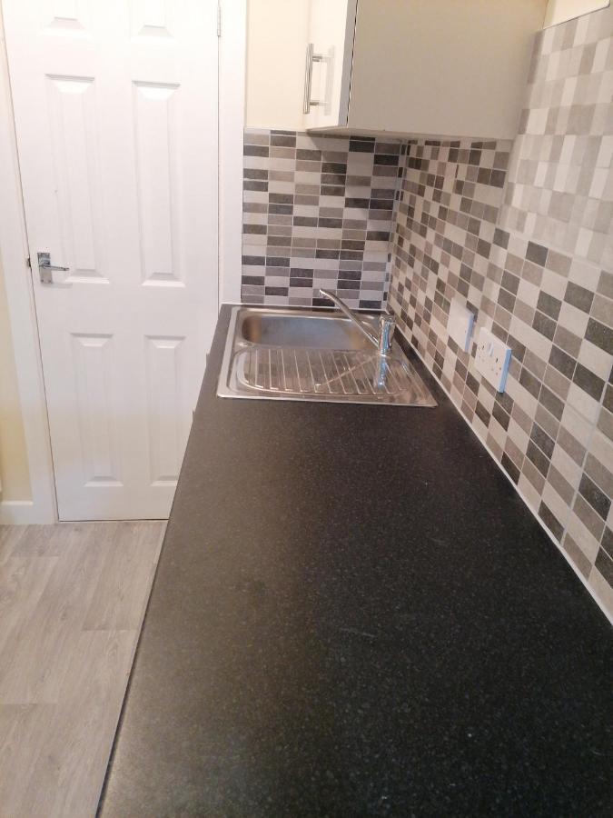 Self-Contained Studio Flat Bathrooms Kitchens Upgrade Locations To City Centre 15 Minutes Walking Distance Nottingham Universities Queen Hospitals City Hospitals Eksteriør billede